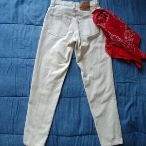 Rare white vintage Levis 550s